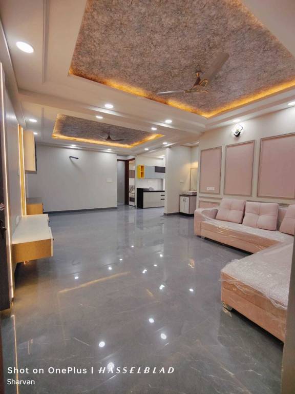  heights 17 Living Area