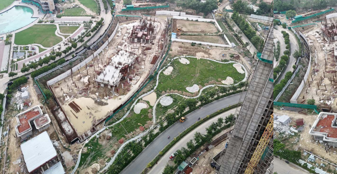  one-world-pinnacle Tower 2 Construction Status July-25