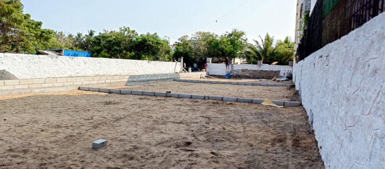  silo vika ganesh Plot