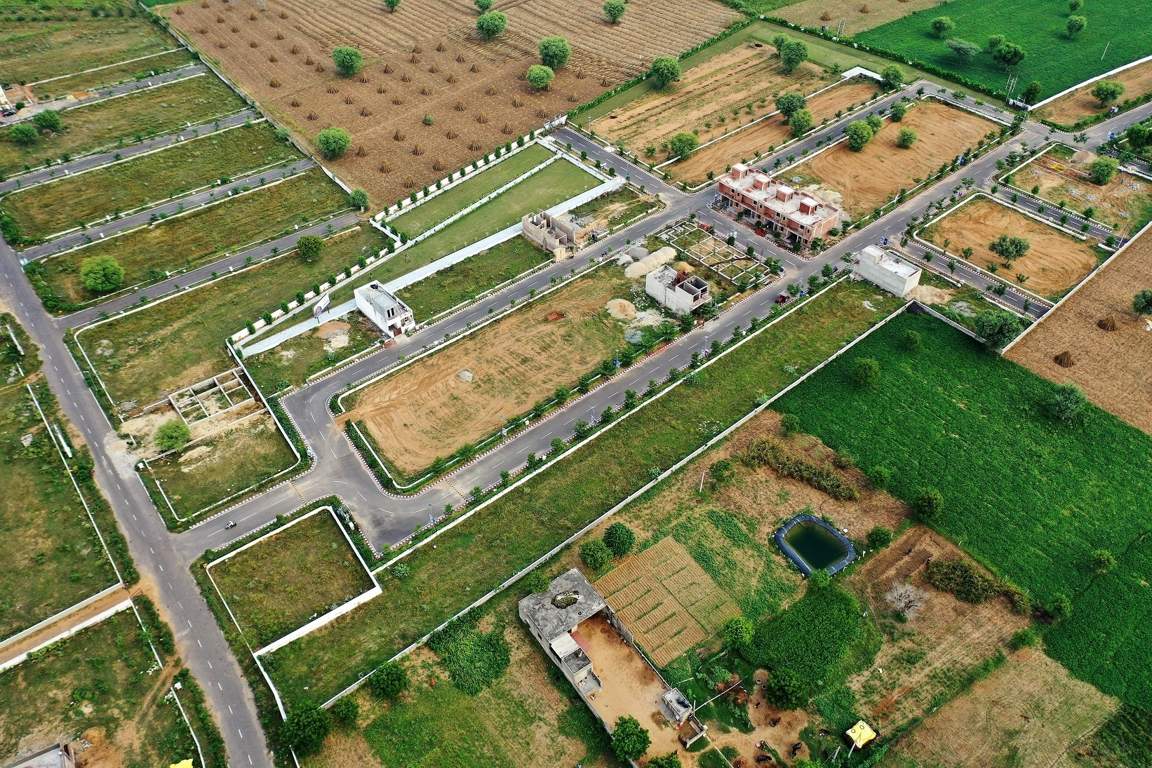  yaduraj enclave phase lll Plot