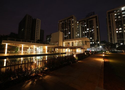  little-earth-kiwale-building-c13 Others