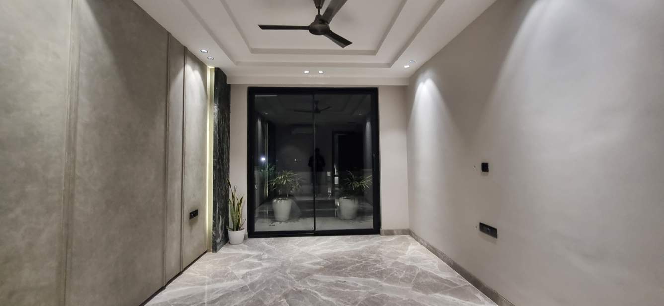  ultra premium luxurious floors Lobby