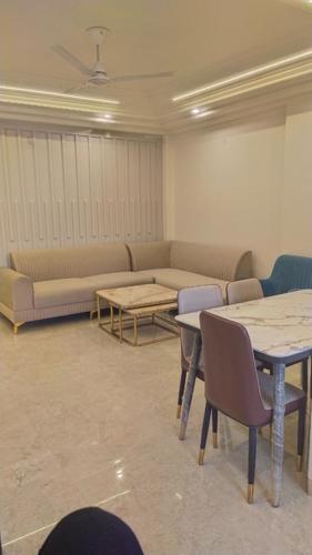  the-grand-arch-ii Living Area