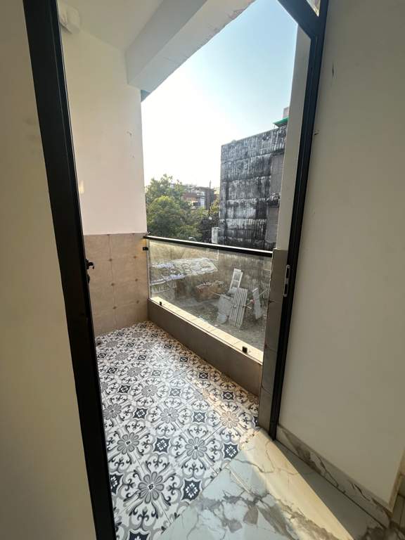  independent floors Balcony