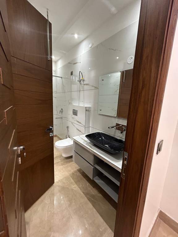  independent floors Bathroom
