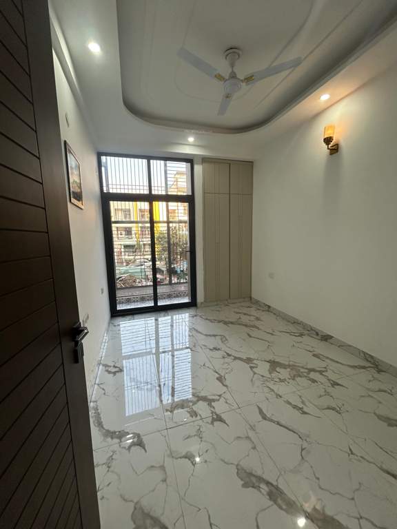  independent floors Living Area