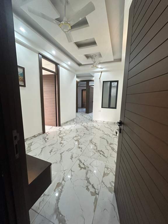  independent floors Living Area