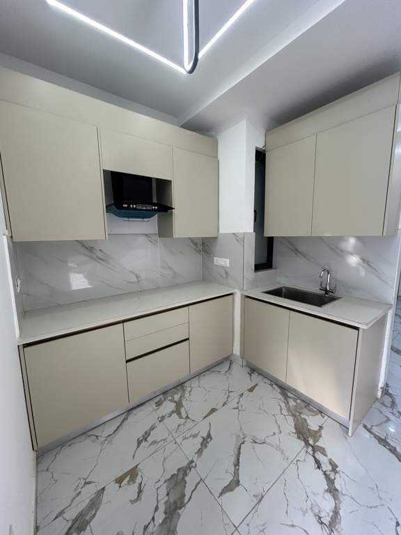  luxury floors Kitchen