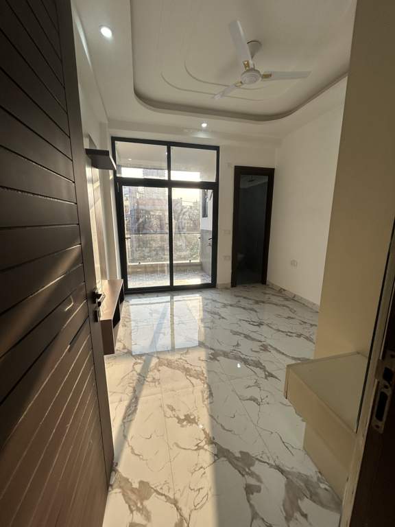  luxury floors Living Area