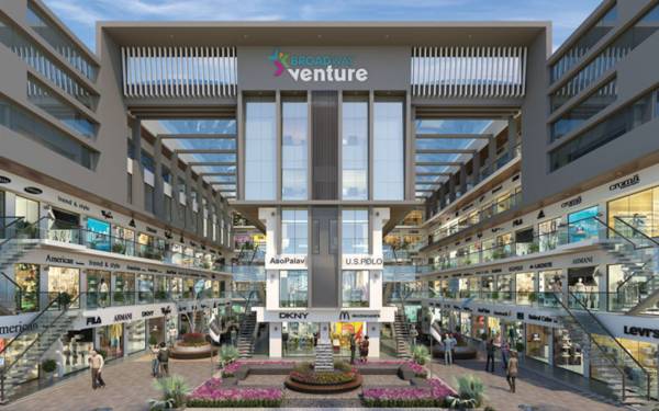  venture Entrance Lobby
