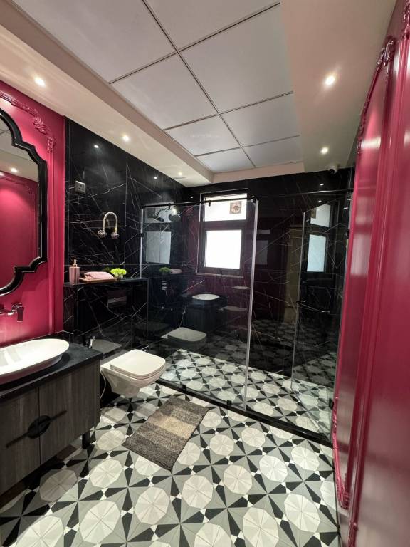  belmond Bathroom