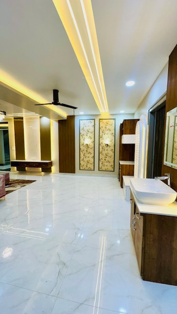  the grand rudra Dining Area