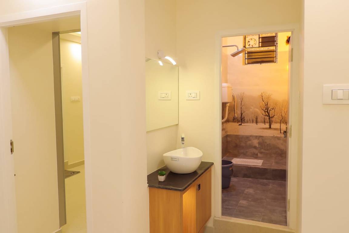  jj nest sakthipuram Bathroom