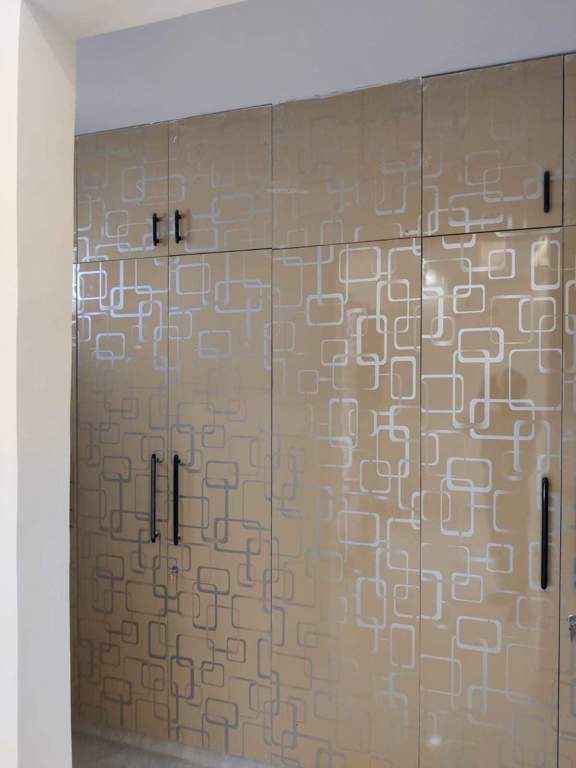 luxury floors 400 sq yd Bedroom