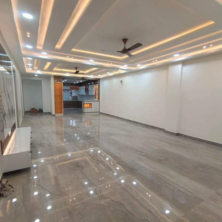 luxury floors 290 sq yd Living Area