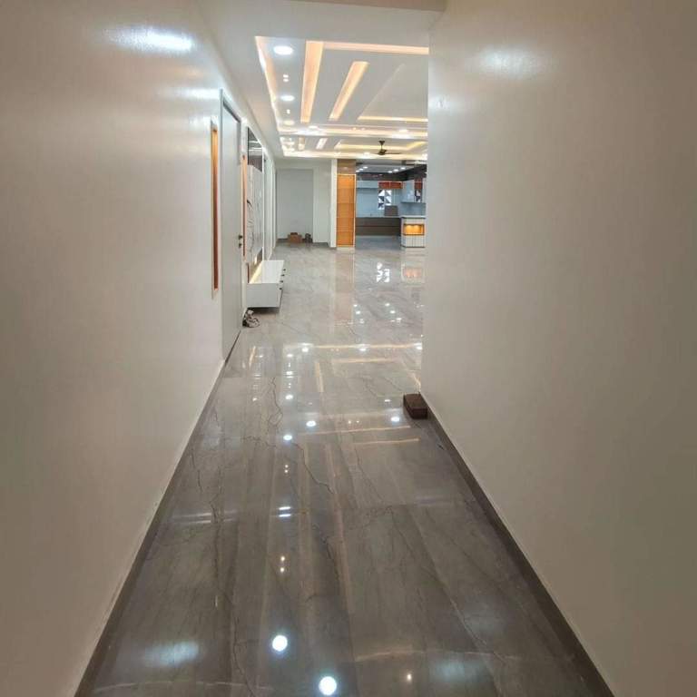 luxury floors 290 sq yd Living Area