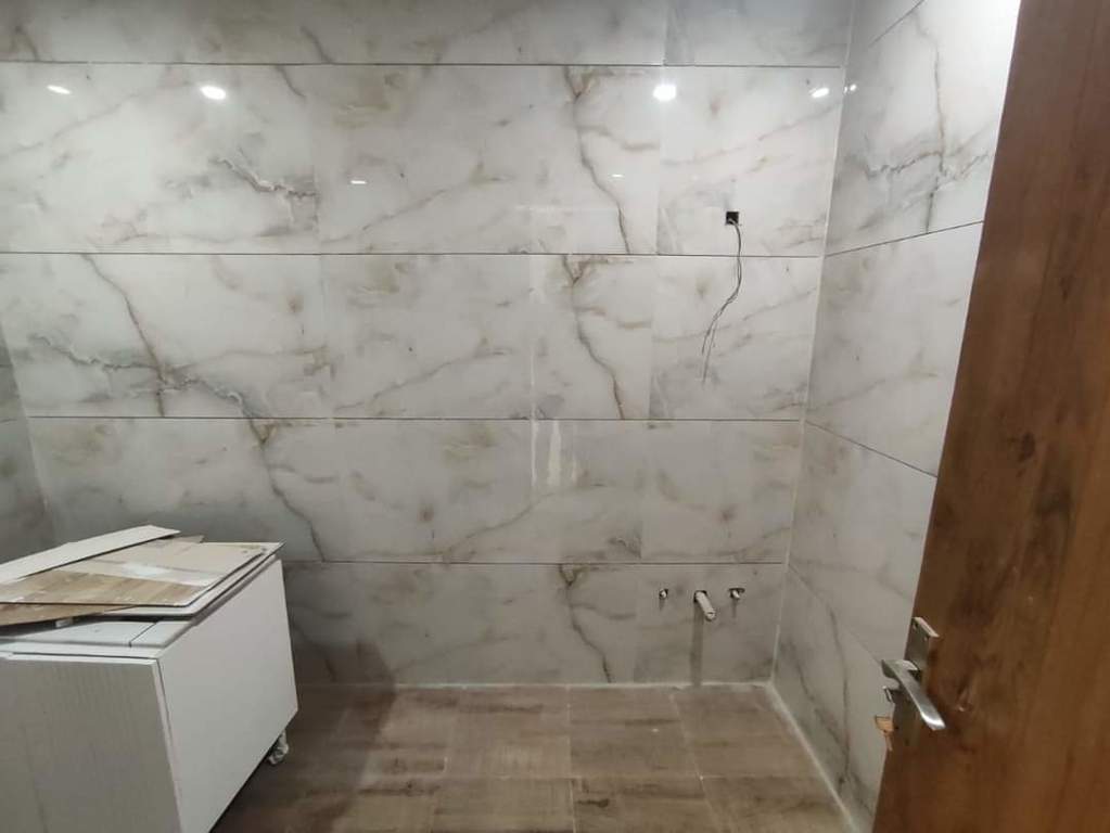  tirupati luxury floor 200 sq yd  Bathroom