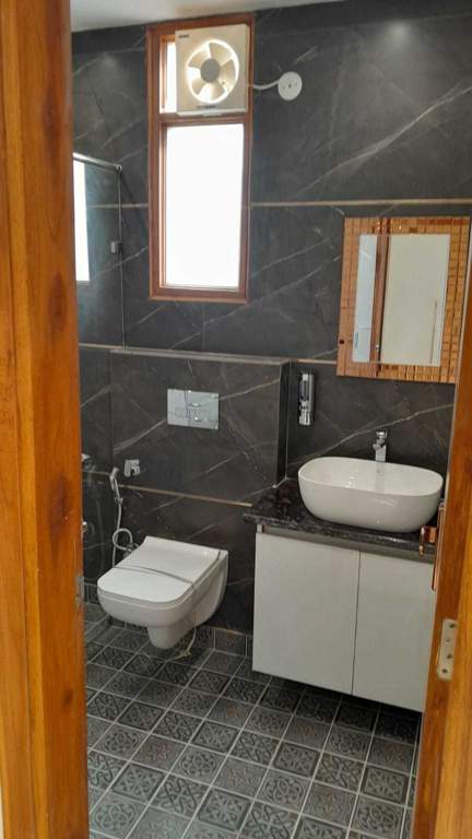  tirupati luxury floor 200 sq yd  Bathroom