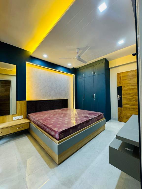  town square Bedroom