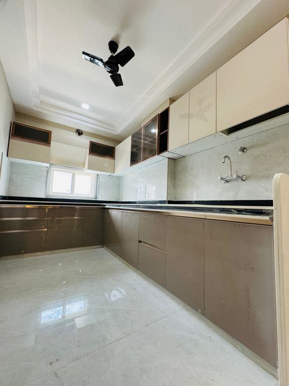  town square Kitchen