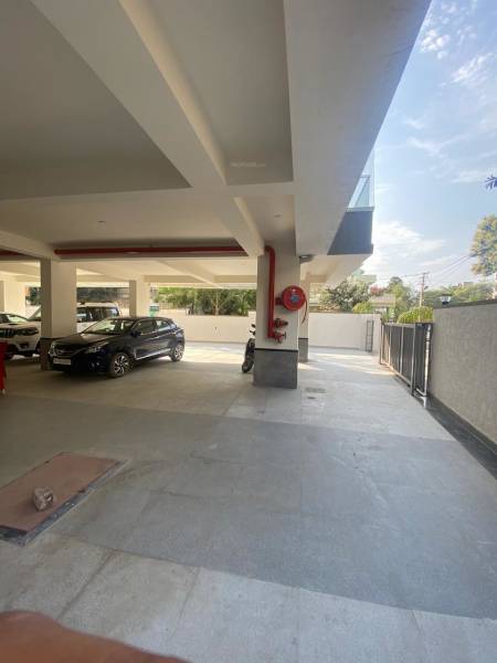 Car Parking amenities of Shri BD Prime