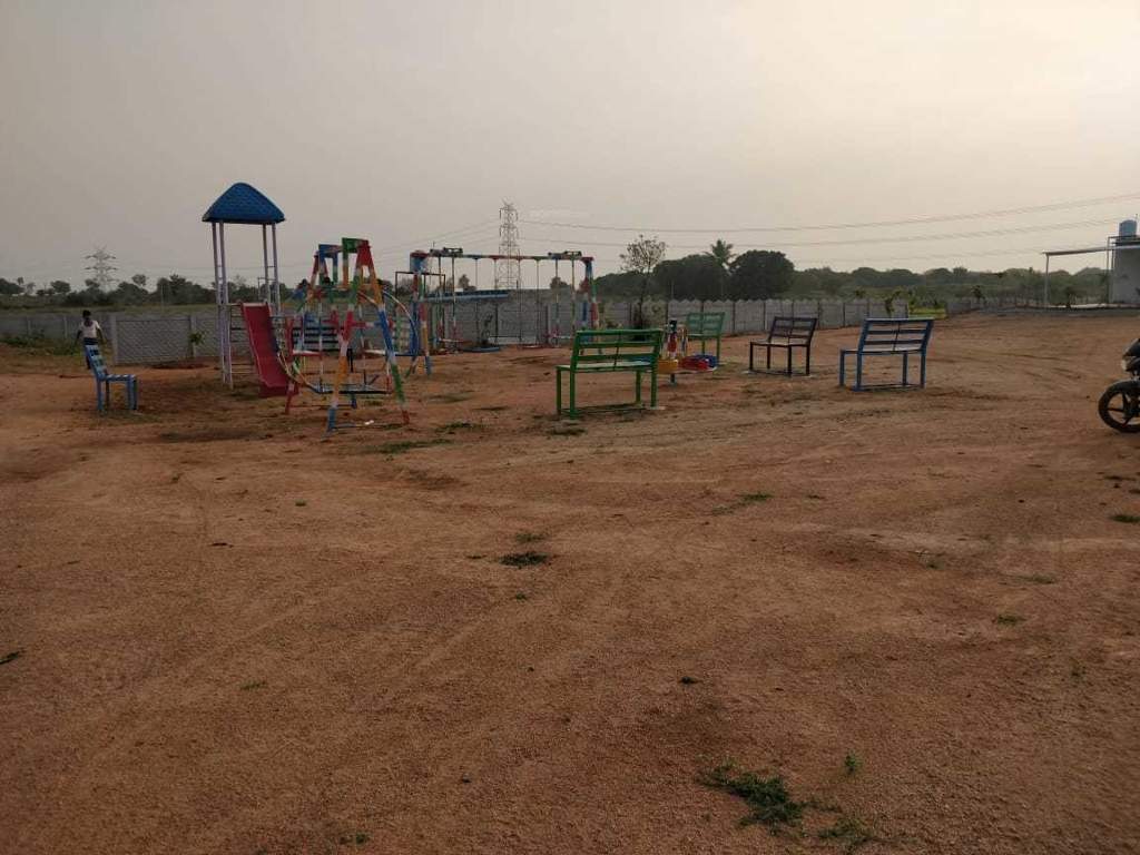  silver stone b block Children's play area