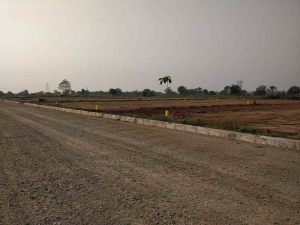  silver-stone-b-block Plot