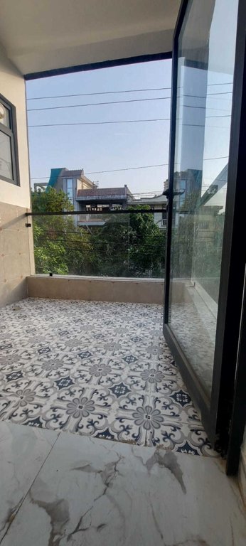  luxury homes Balcony