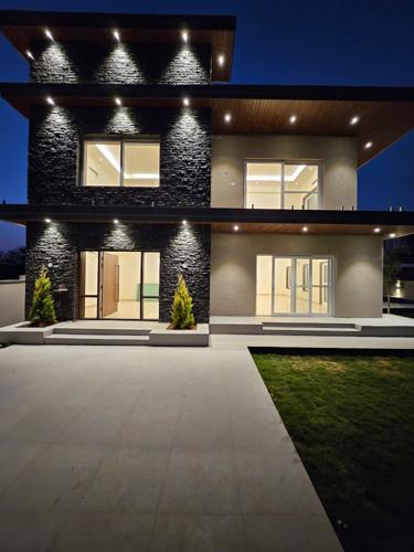  azam-farm-elegant-county Club House