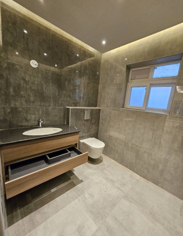  azam farm elegant county Bathroom