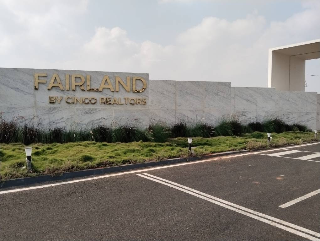 fairland Plot