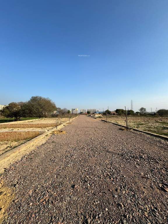  vardhman enclave Plot