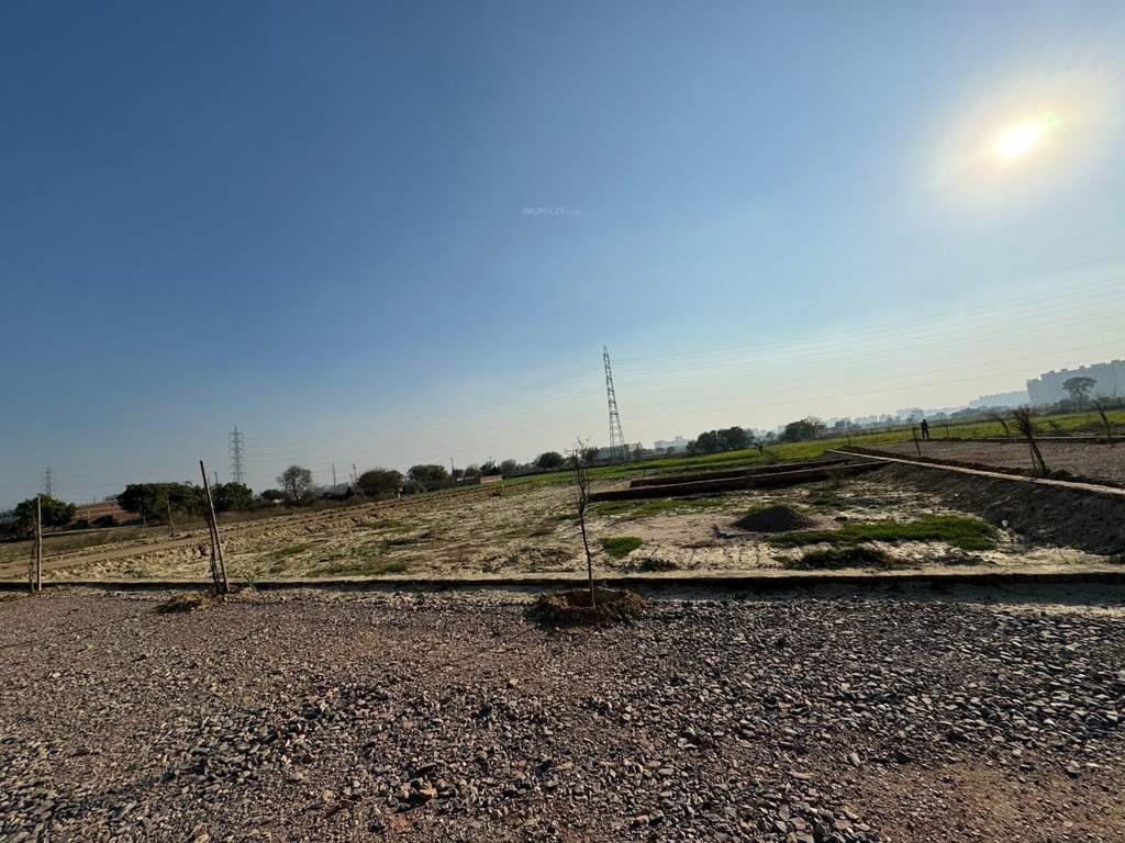  vardhman enclave Plot