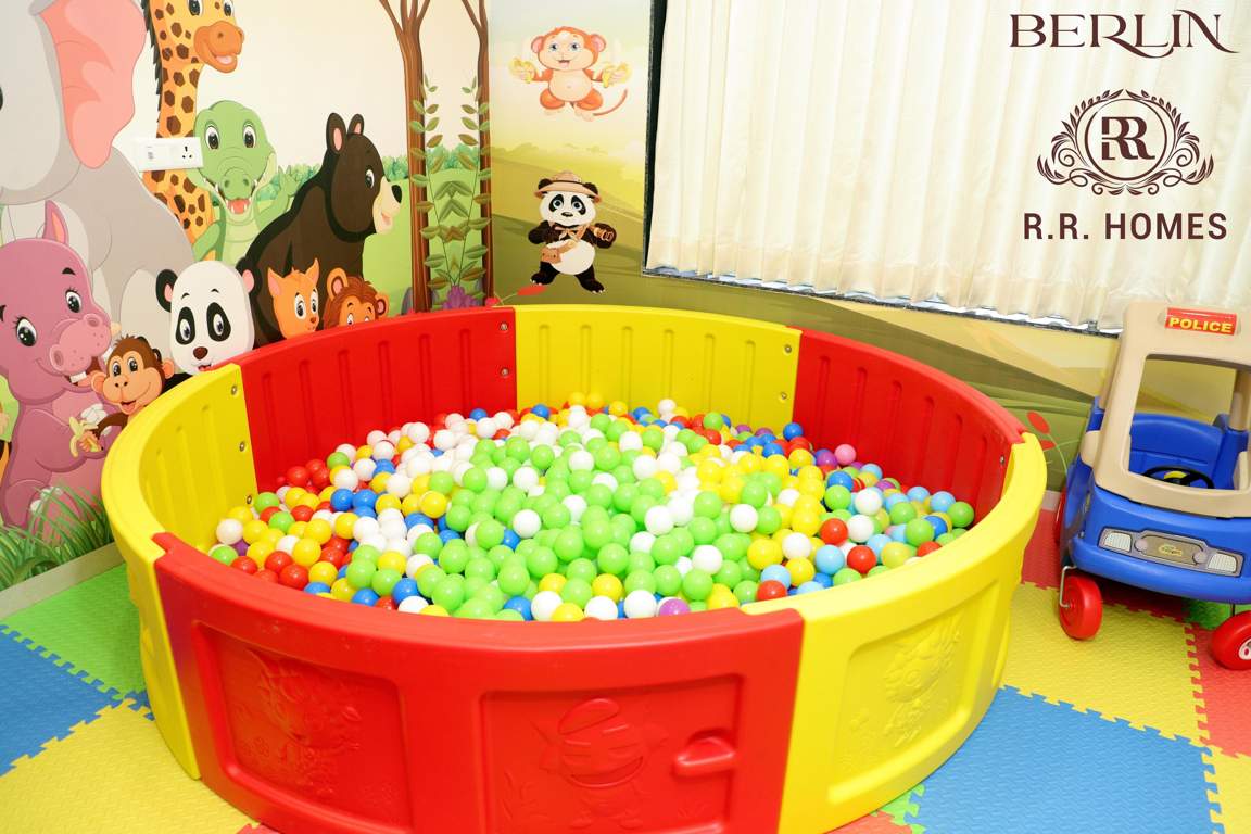  berlin by r r homes Children's play area