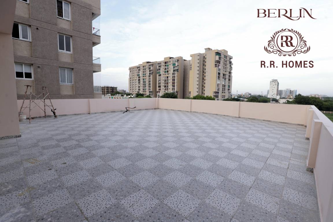  berlin by r r homes Others