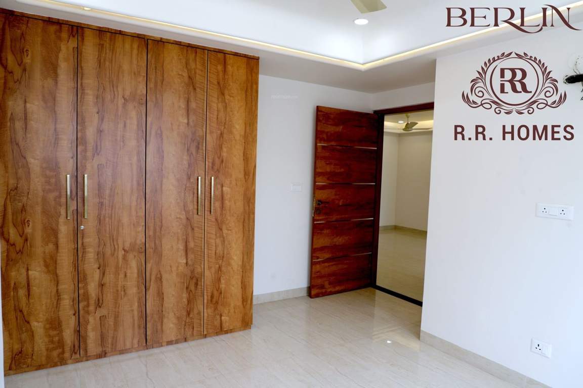  berlin by r r homes Bedroom