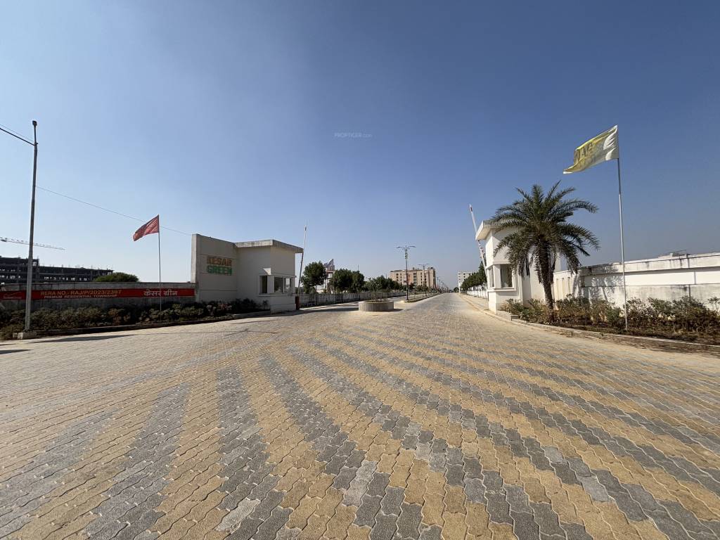  dev ratan Paved Compound