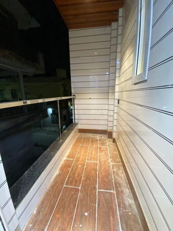  luxury and affordable home Balcony