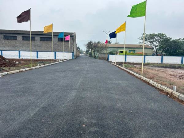  the-city-circle Internal Roads