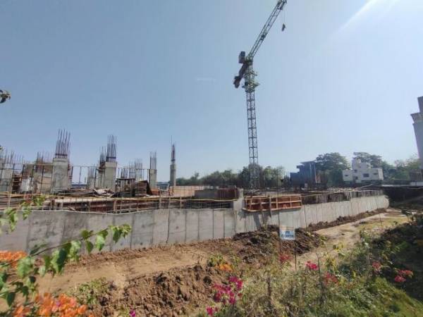 constructionStatus of SWC Skylight