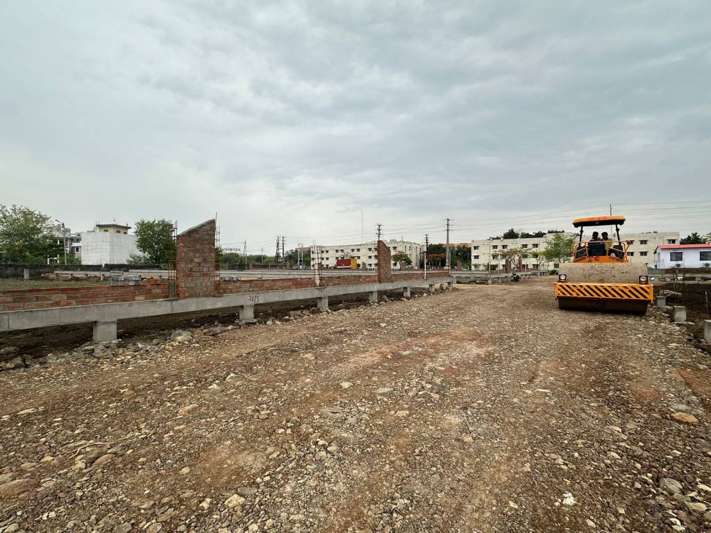  emerald gateway Plot