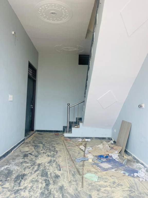  royal green villas city phase 7 Lobby