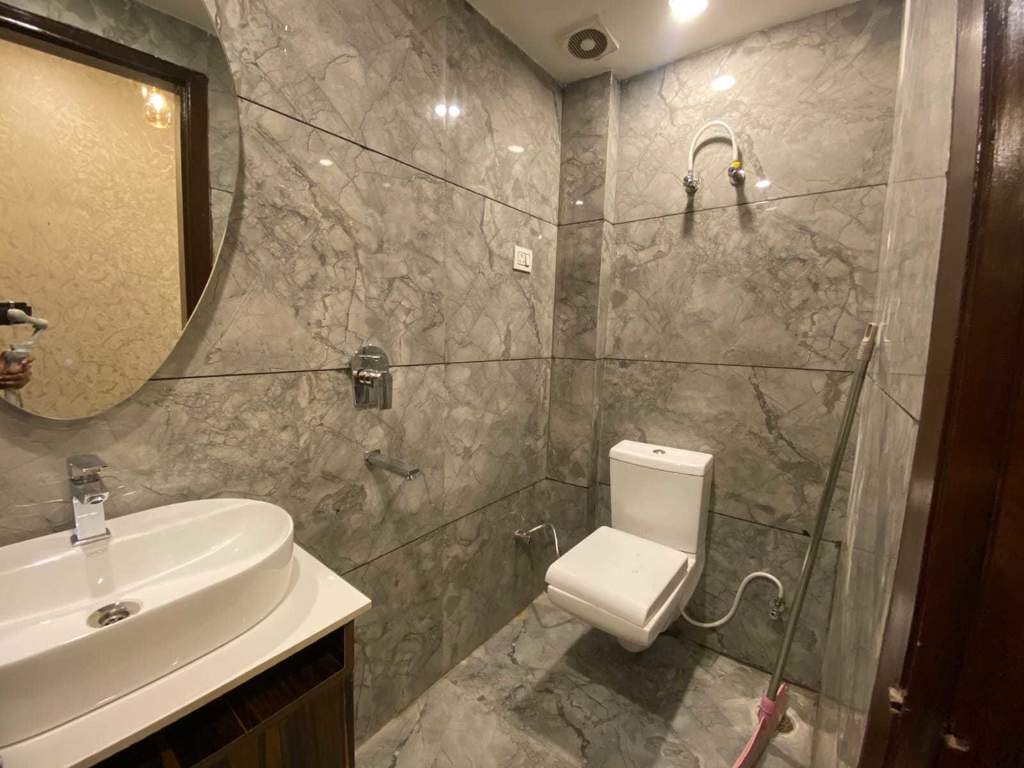  tulip affordable floors Bathroom