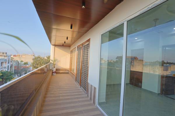  super-luxury-homes Balcony