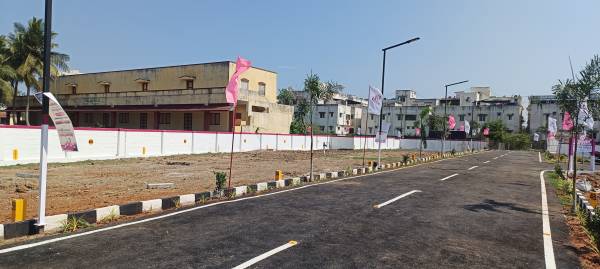  victoria-garden Plot