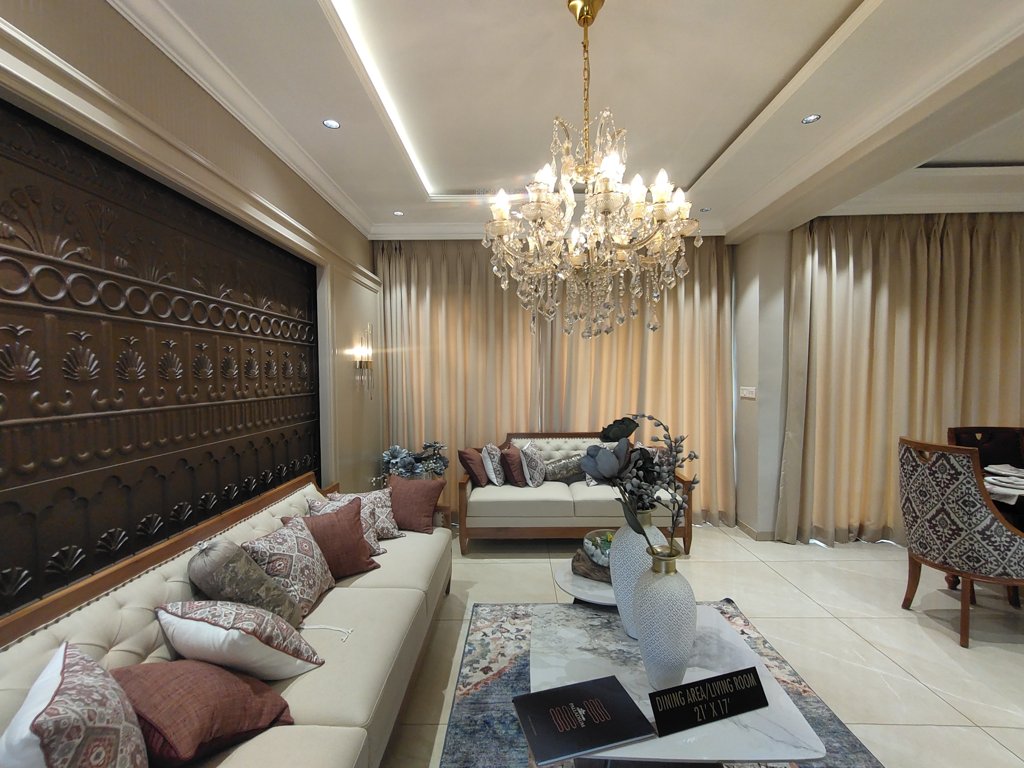 courtyard palladium Living Area