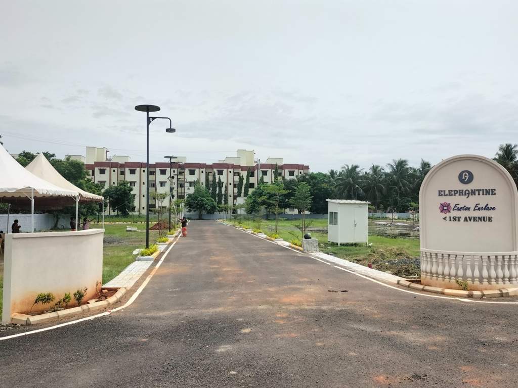 easton enclave Plot