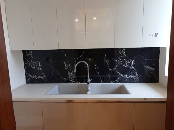 Bathroom space-luxury-builder-floors Bathroom