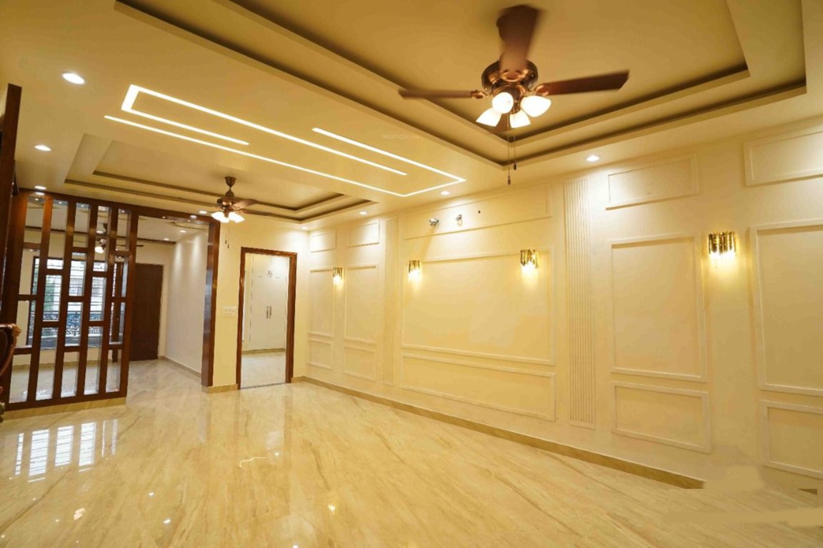 space luxury builder floors Living Area