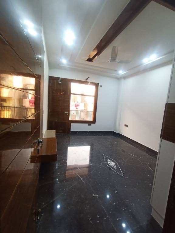  royal floors Bedroom